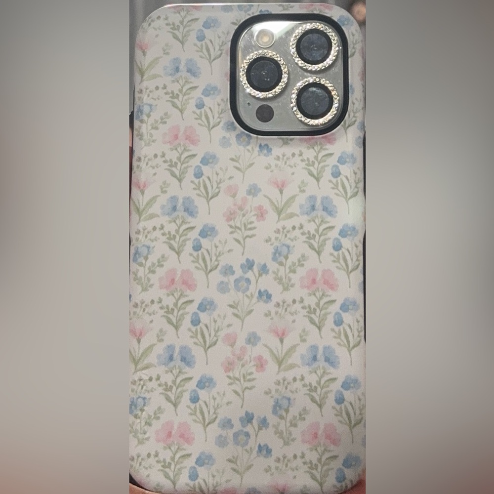 Casely Floral Phone Case 15 Pro Max